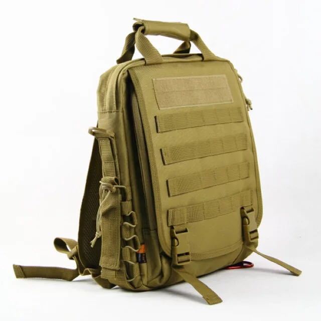 Army fan tactical camouflage backpack shoulders